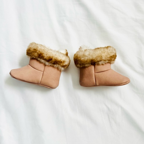 EUC Child of Mine by Carters Girls Pink Boot 0-3 months - Picture 4 of 6